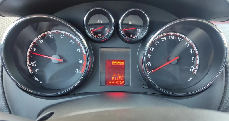 Opel Meriva cena 26900 przebieg: 133000, rok produkcji 2013 z Alwernia małe 326